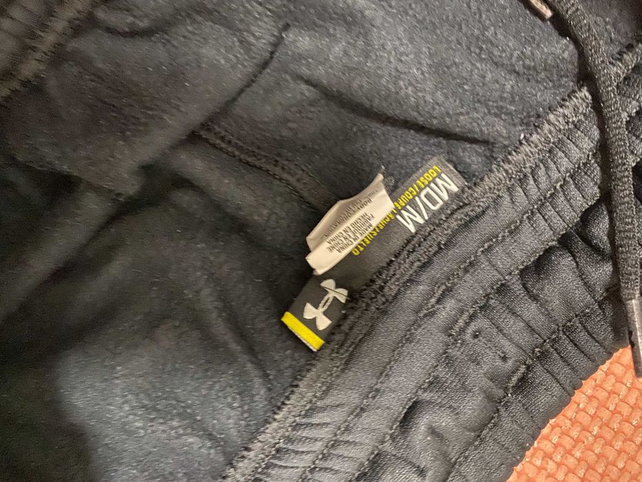 ''Under Armour''оригинално мъжко баскетболно долнище М размер