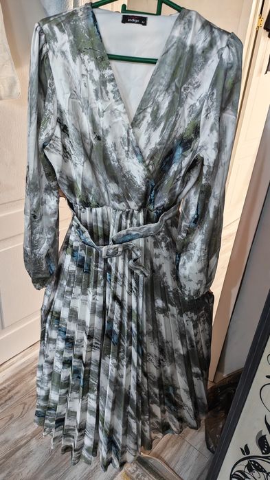 Продам платье вечерний