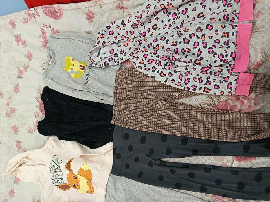 Лот за момиче 8-9г.