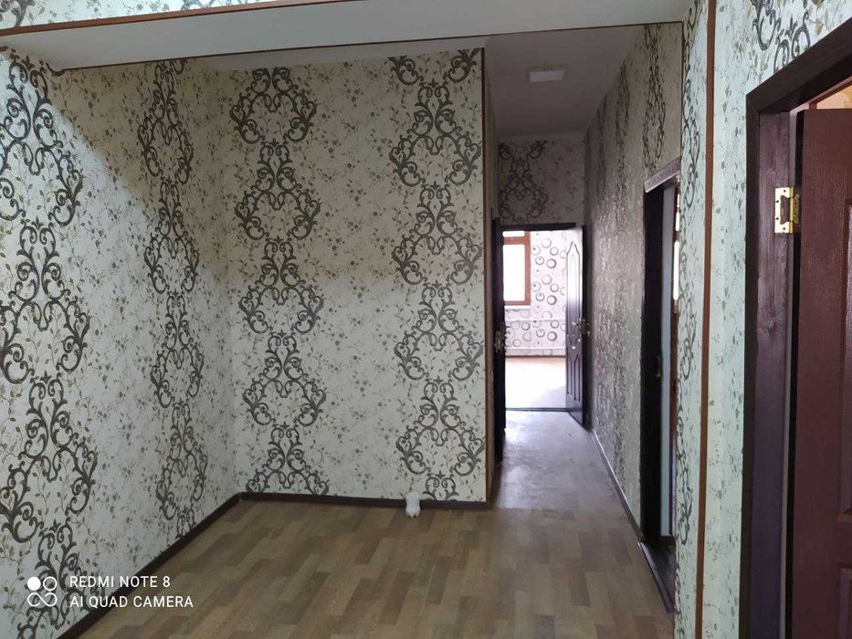 Навоий Шахар М.Таробий 112 а Уй 3 хонали 115 кв