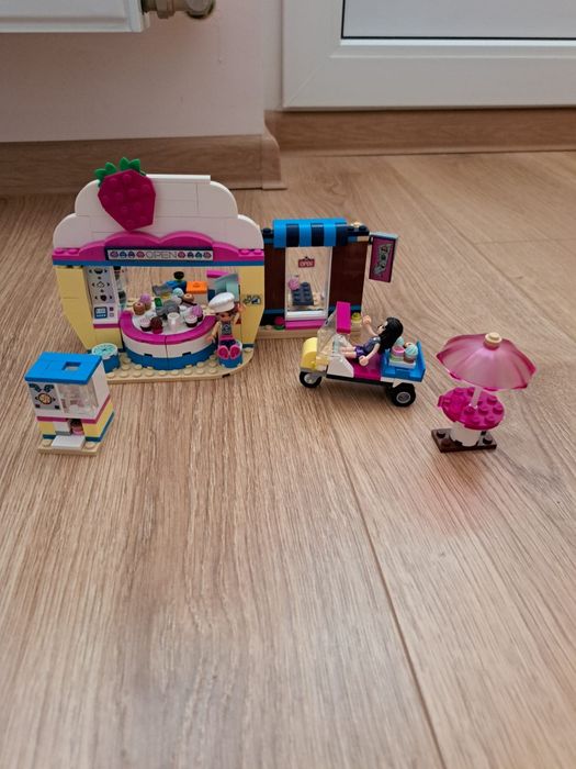 Lego 6+ 41366 Cafeneaua cu briose a Oliviei