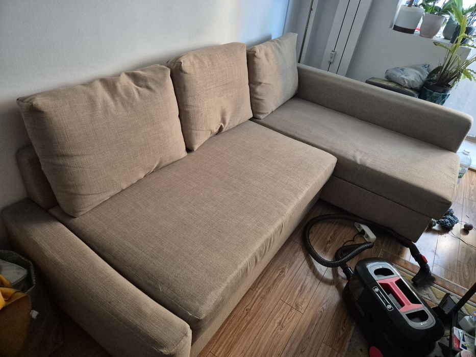 Canapea Ikea crem -  Colţar extensibil cu depozitare