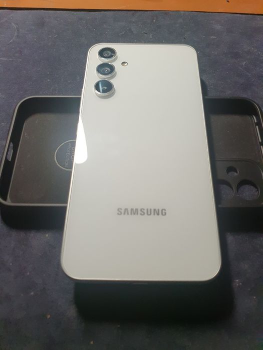 Vind Samsung  A54 alb