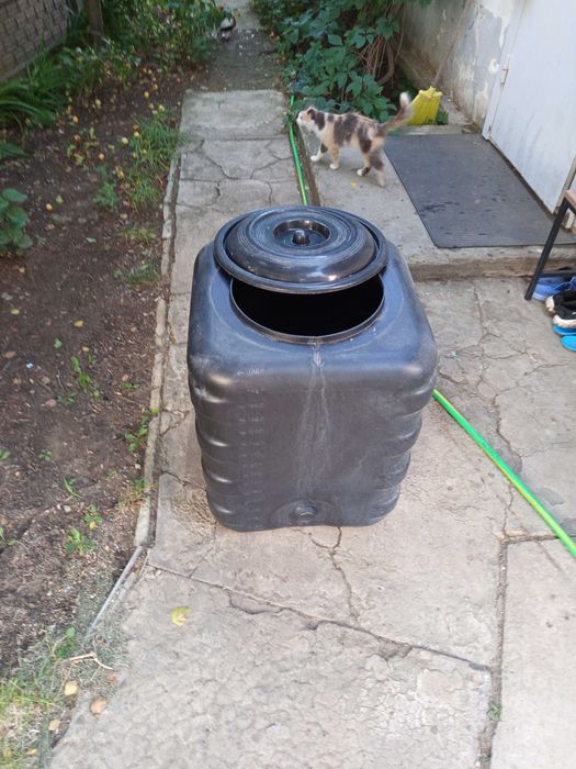 Продам емкость для воды