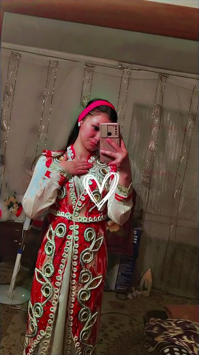 Национальный костюмы