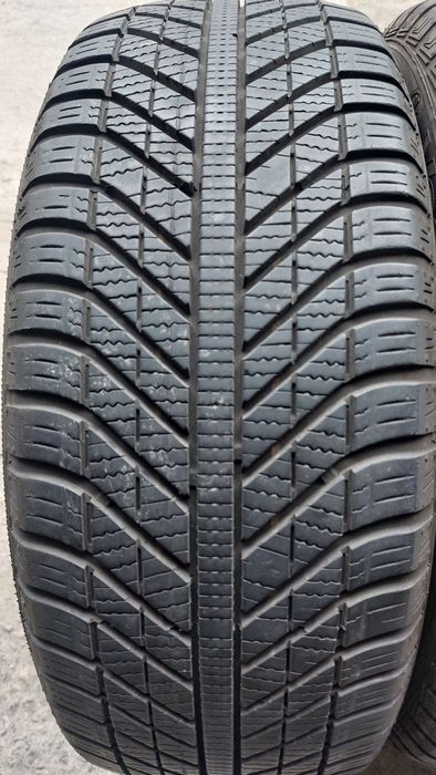 Всесезонни гуми 205/50/17 Goodyear Vector4Seasons 4 броя