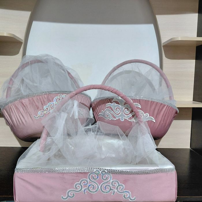 Подарочные корзинки. Тойбастар. Дәм