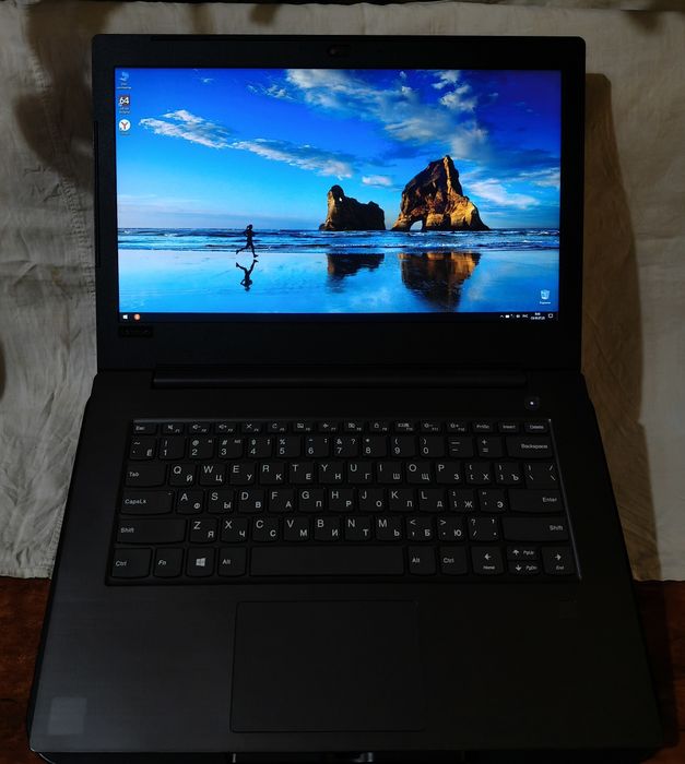 Lenovo ноутбук в полной комплектации, мощный, стильный