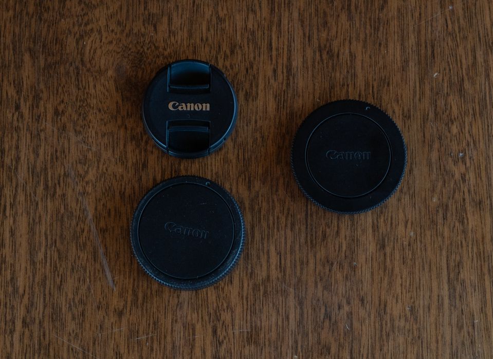 Canon m50 mark i + аксесоари