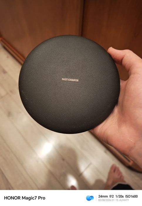 Samsung Fast Charge Wireless Charger EP-PG950