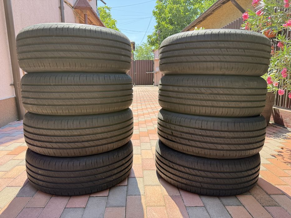 Anvelope Cauciucuri Roti Vara 215/55/17 98W Noi Goodyear Dot 10.2026
