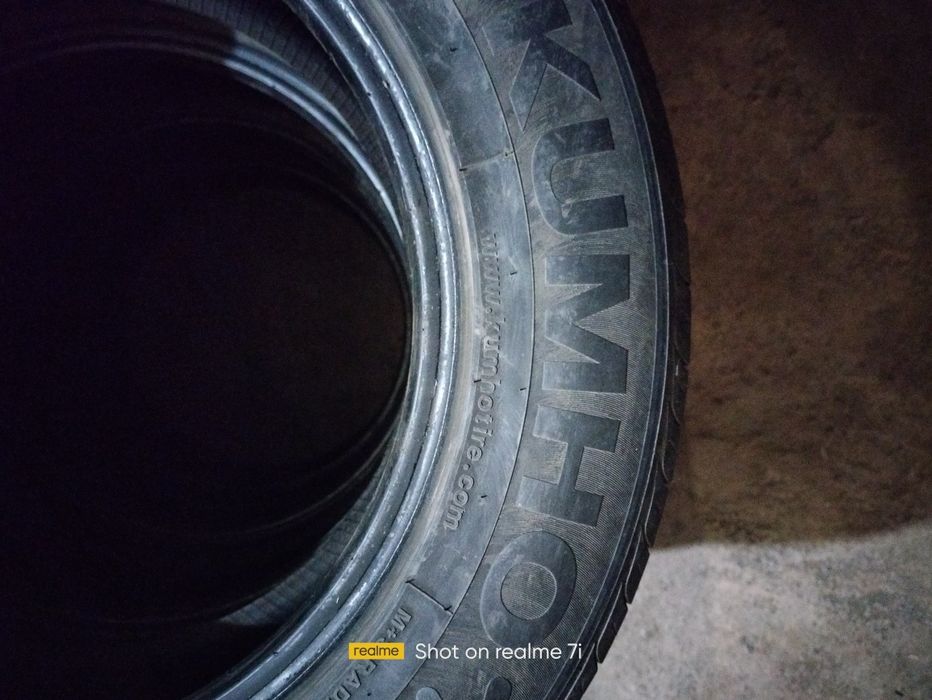 Продам шины 205/65/16