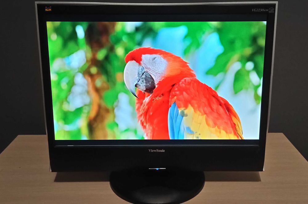 22" Монитор ViewSonic VG2230wm - Висок Клас Графичен монитор