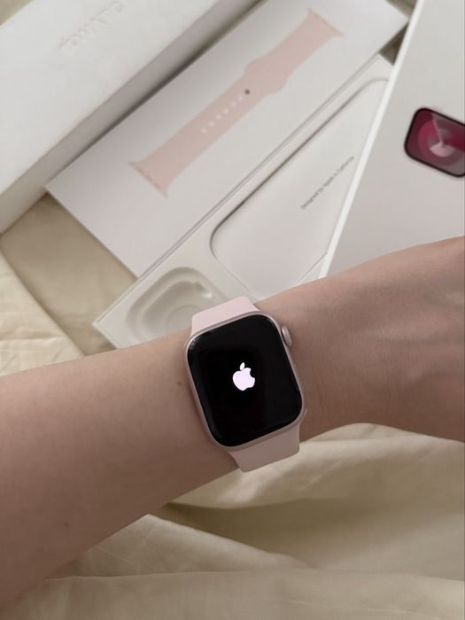 Apple watch 9 series , 41