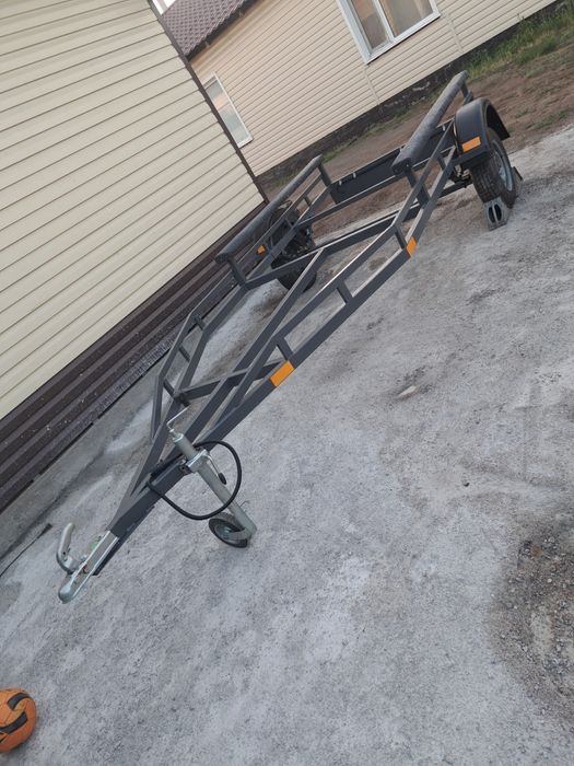 Продам прицеп под катер