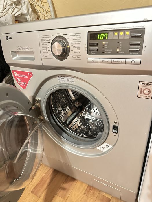 Холодильник Hotpoint Ariston