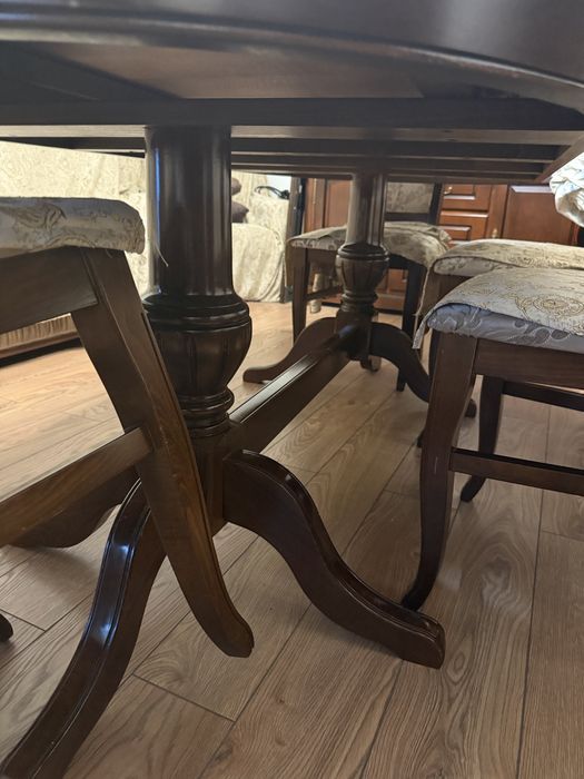 Masa regal de 6 persoane