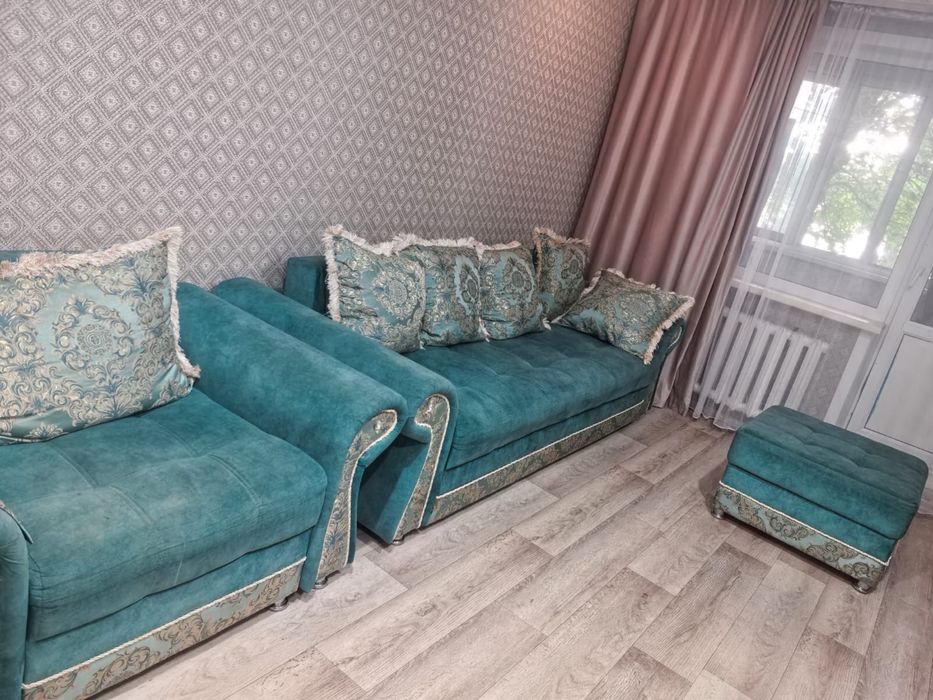 Продам диван в хорошем состояни