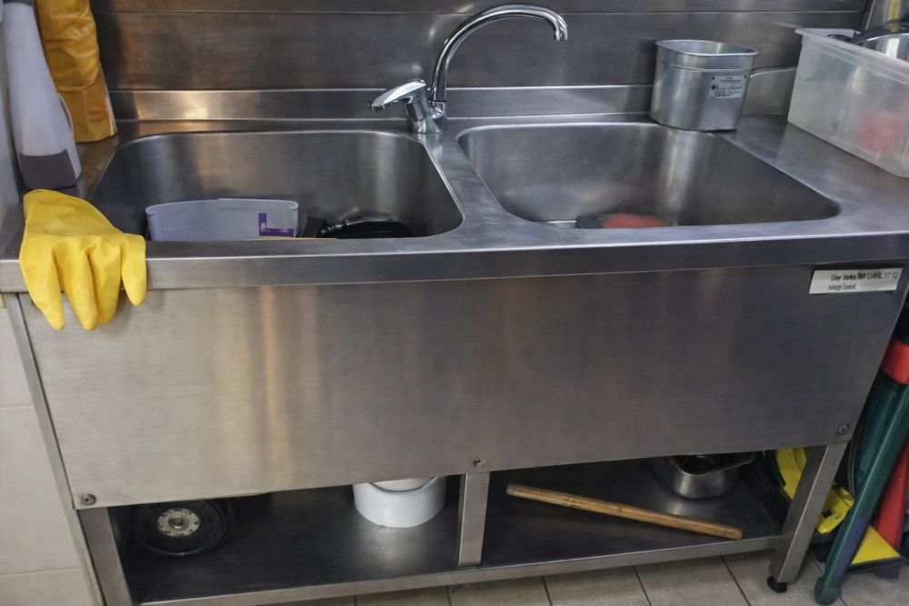 Встроенные раковины из нержавейки