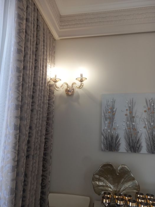 Продам Люстру и 4шт бра