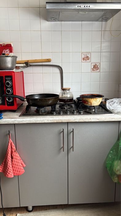 Кухонный гарнитур сатылады