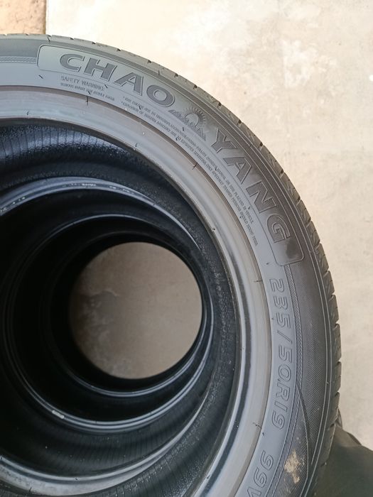 235_50_R19 Choyang