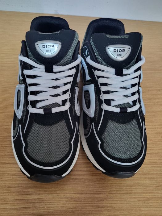 Adidași Dior B30