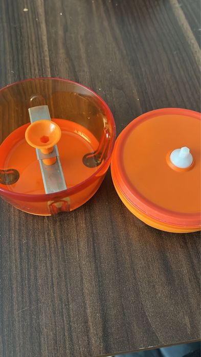 Tupperware измельчитель