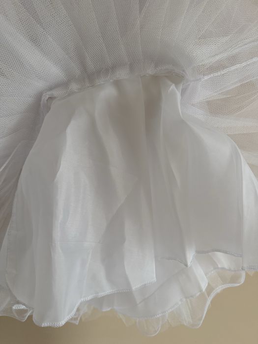 Белое детское  платье