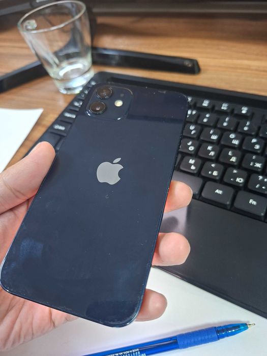 I phone 12 сотилади