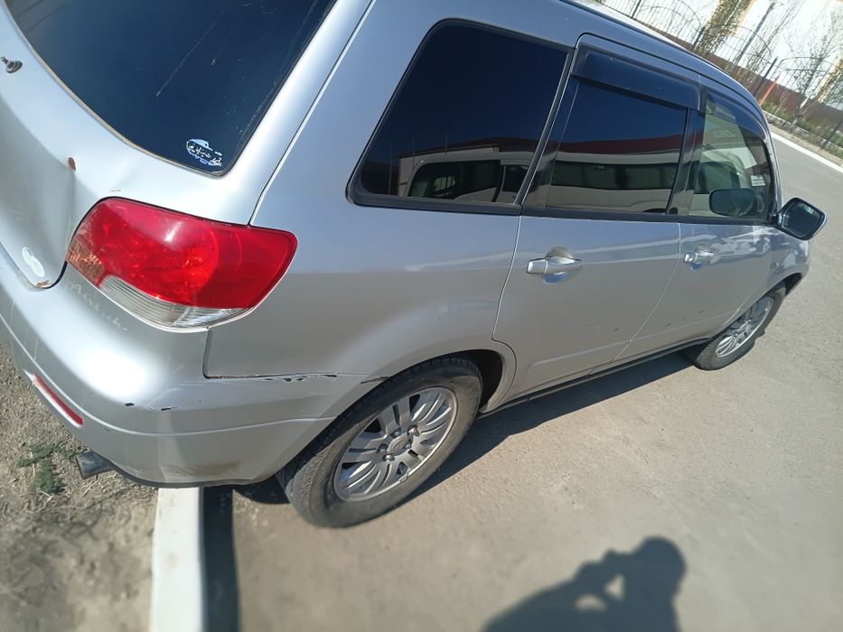 Мецубиси айртрек