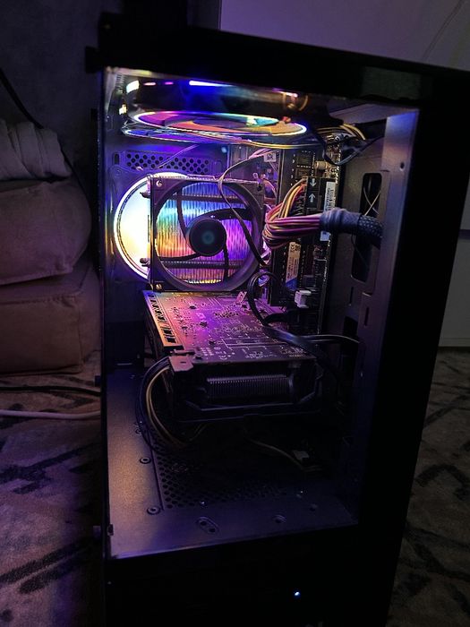 i5-7600 RX570 4gb.