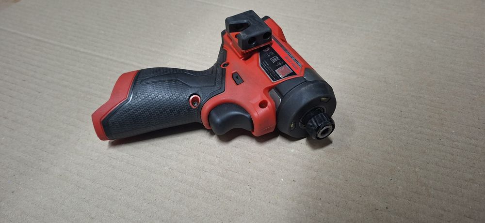 Milwaukee m12 fid2