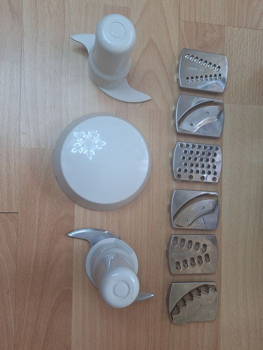 Robot de bucătărie universal Keno