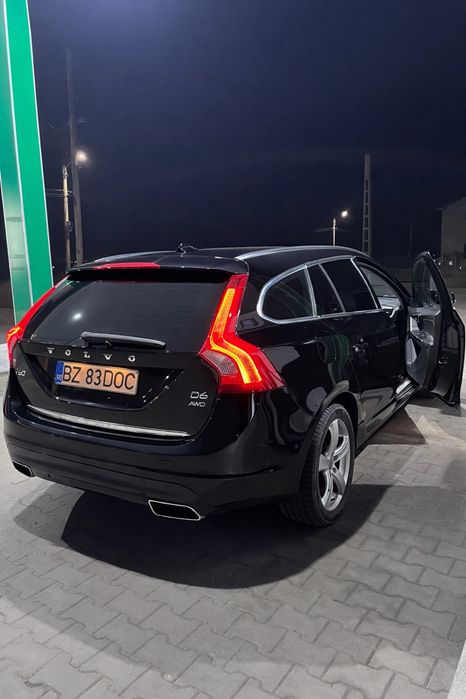 VOLVO V60 2014 — imagine 4