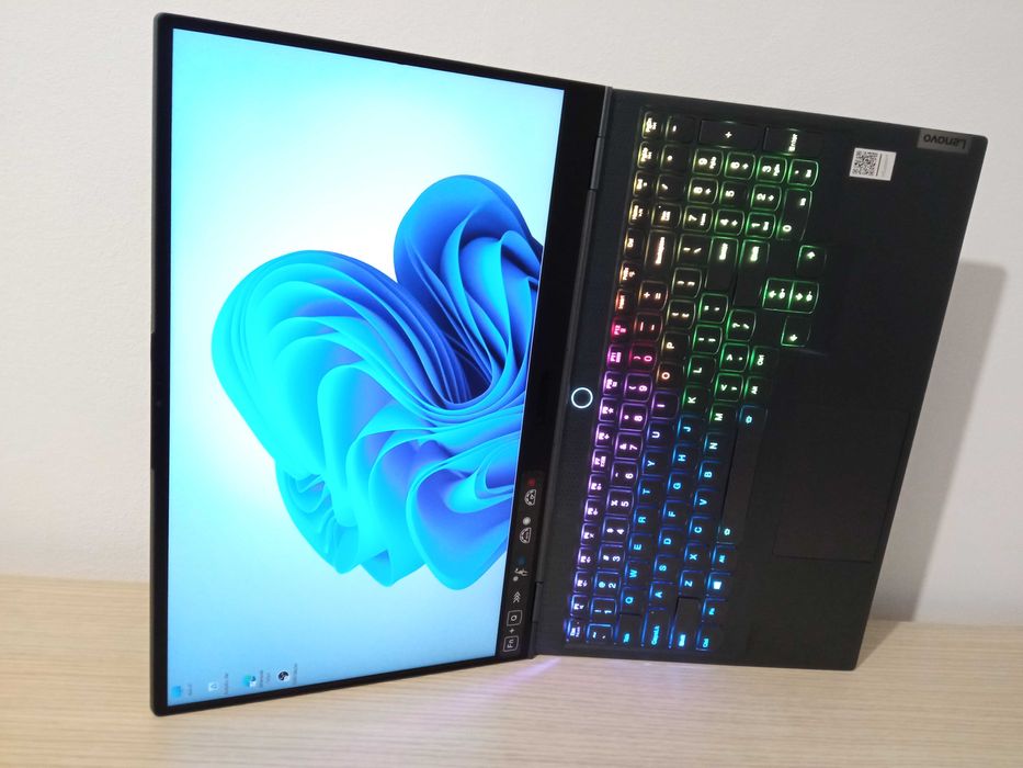 Laptop I9 32GB ram LEGION EXTREM GAMING SSD 1000GB placa video dedicata NVIDIA RTX ecran 15.6 inch 144Hz RATA REFRESH 2 placi video 7