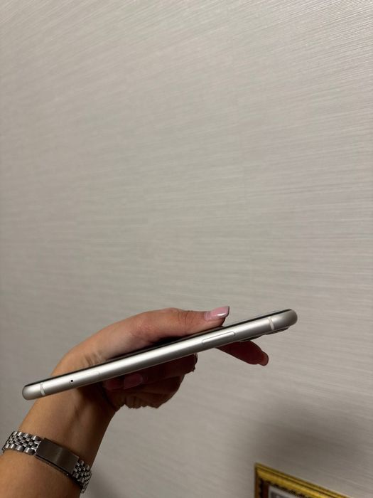 iPhone 11, в супер состоянии