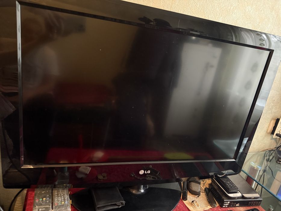 Продается телевизор
