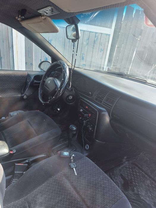 Продам автомобиль опель вектра