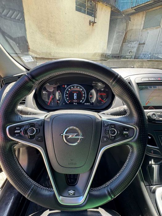 Opel Insignia 2.0 4х4 Bi Turbo дизел