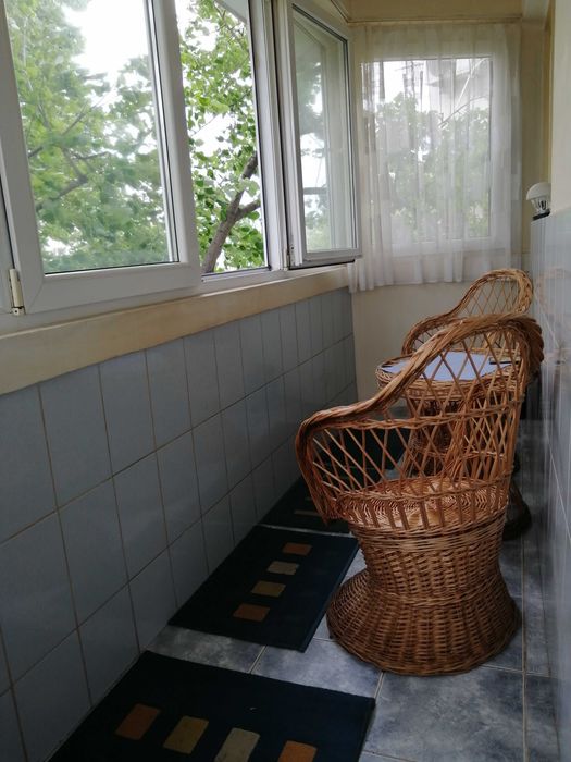 Închiriez apartament 2 camere Micro 14