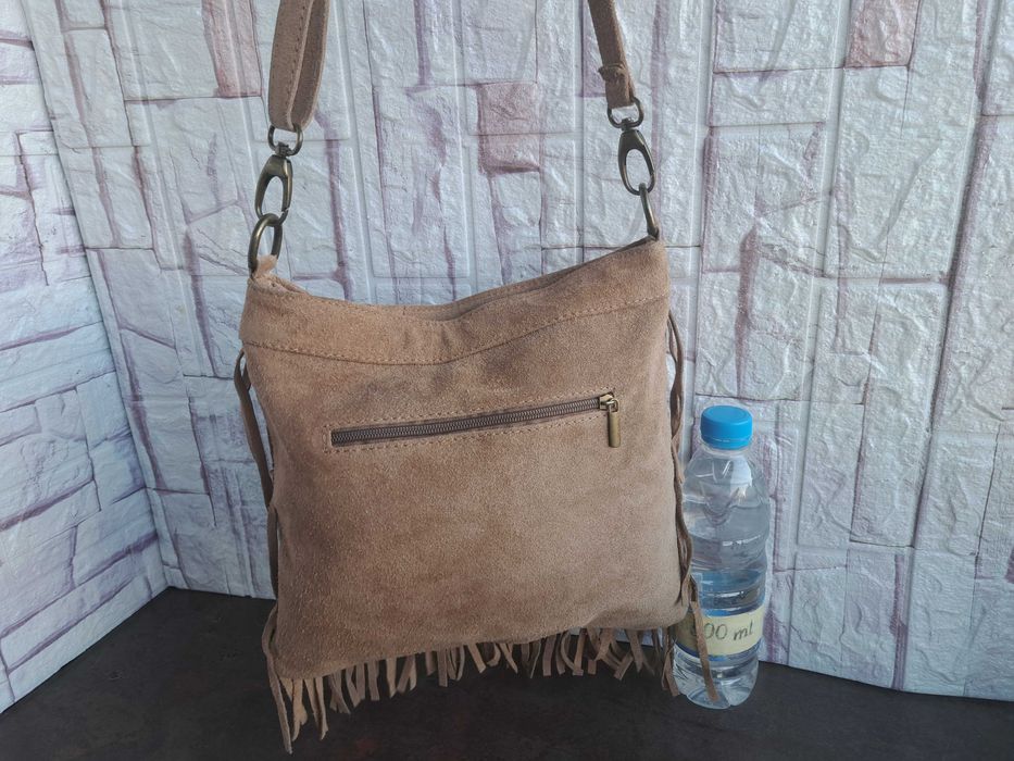 дамска чанта,малка велурена чантичка с ресни-естествена кожа