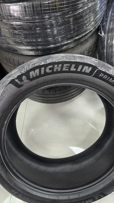 265/45/R20 Michelin primacy⁴