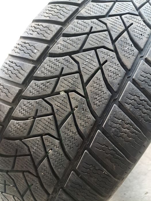 4 anvelope iarnă 255 45 r20 Dunlop