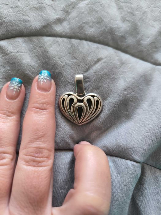 Сребърен медальон сърце