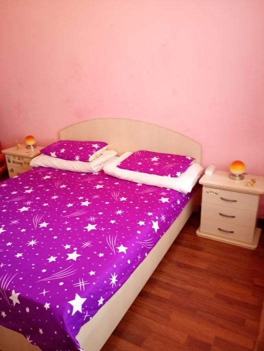 Închiriez apartament
