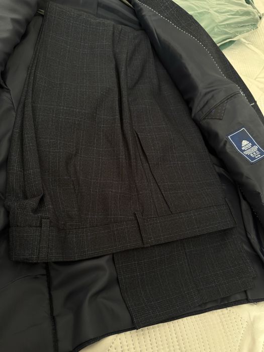 Мужской костюм новый