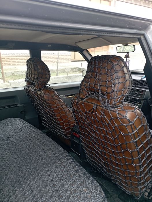 Вольво 1993 йилда ишлаб чикарилган,Бензин,пропан газда ишлайди,Яхши