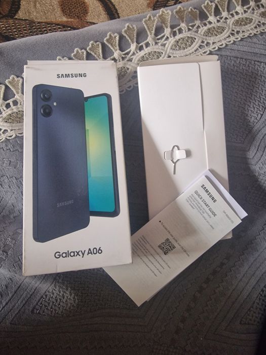СРОЧНО продаю Samsung Galaxy A06