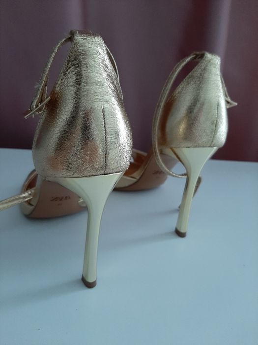 Sandale dama  Zara 40